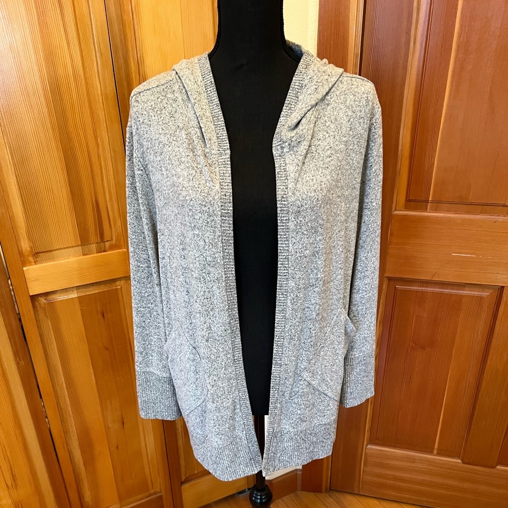 Habitat Gray Women's Sweater Cardigan